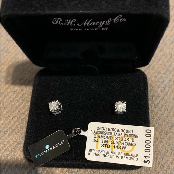 Diamond Stud Earrings - Picture 1 of 4